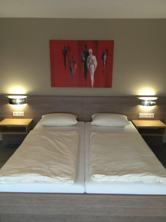 Hotel Бад Дрибург Екстериор снимка